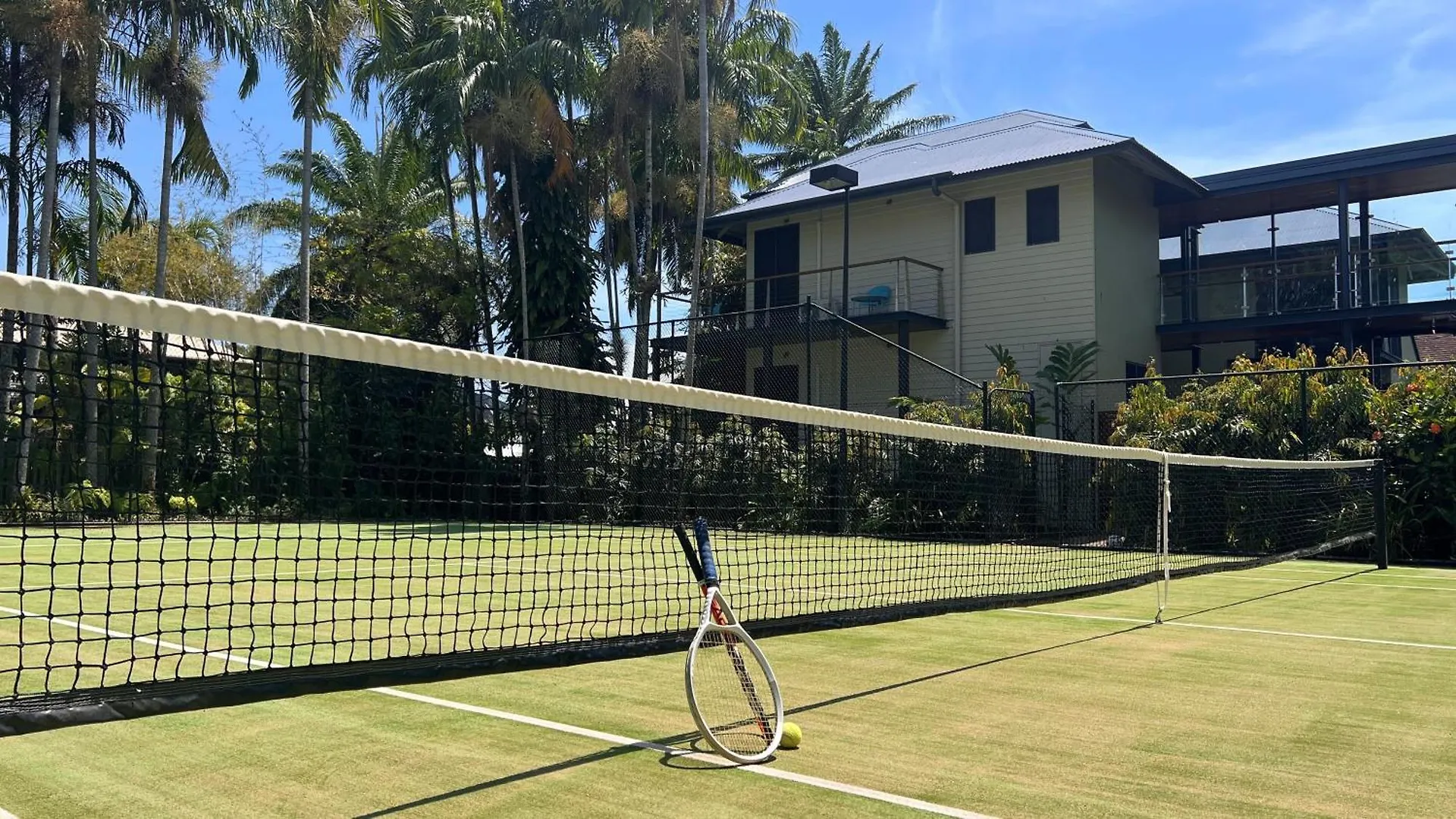 Allawah Port Douglas 0*,